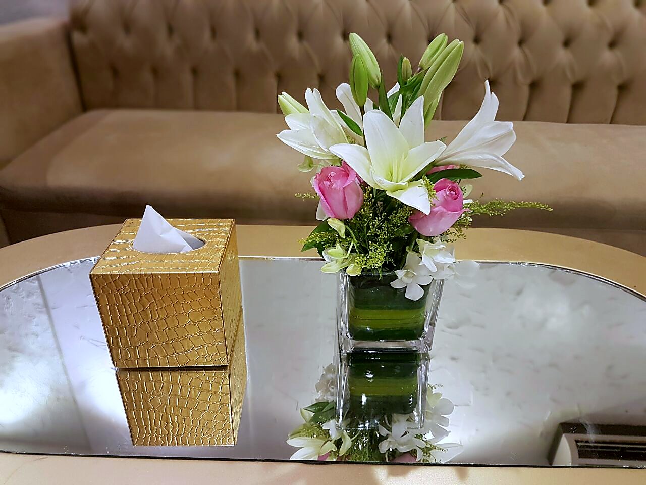 Coffee-table glass cube